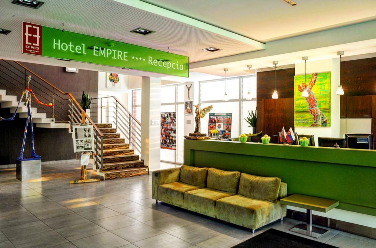 Hotel Empire Trnava Bagian luar foto